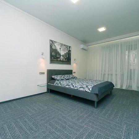 Hotrent City Deluxe Kijów Zewnętrze zdjęcie