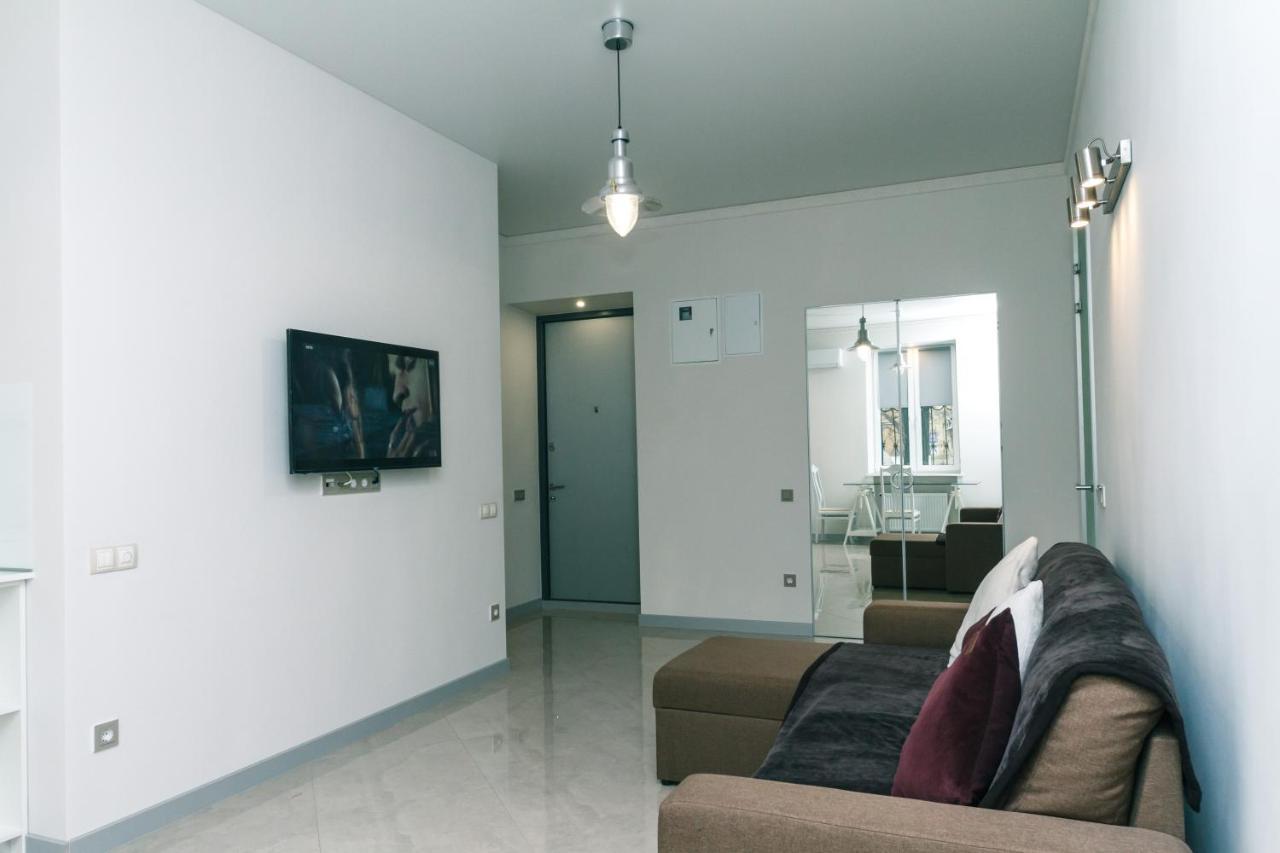 Hotrent City Deluxe Kijów Zewnętrze zdjęcie
