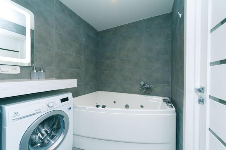 Hotrent City Deluxe Kijów Zewnętrze zdjęcie